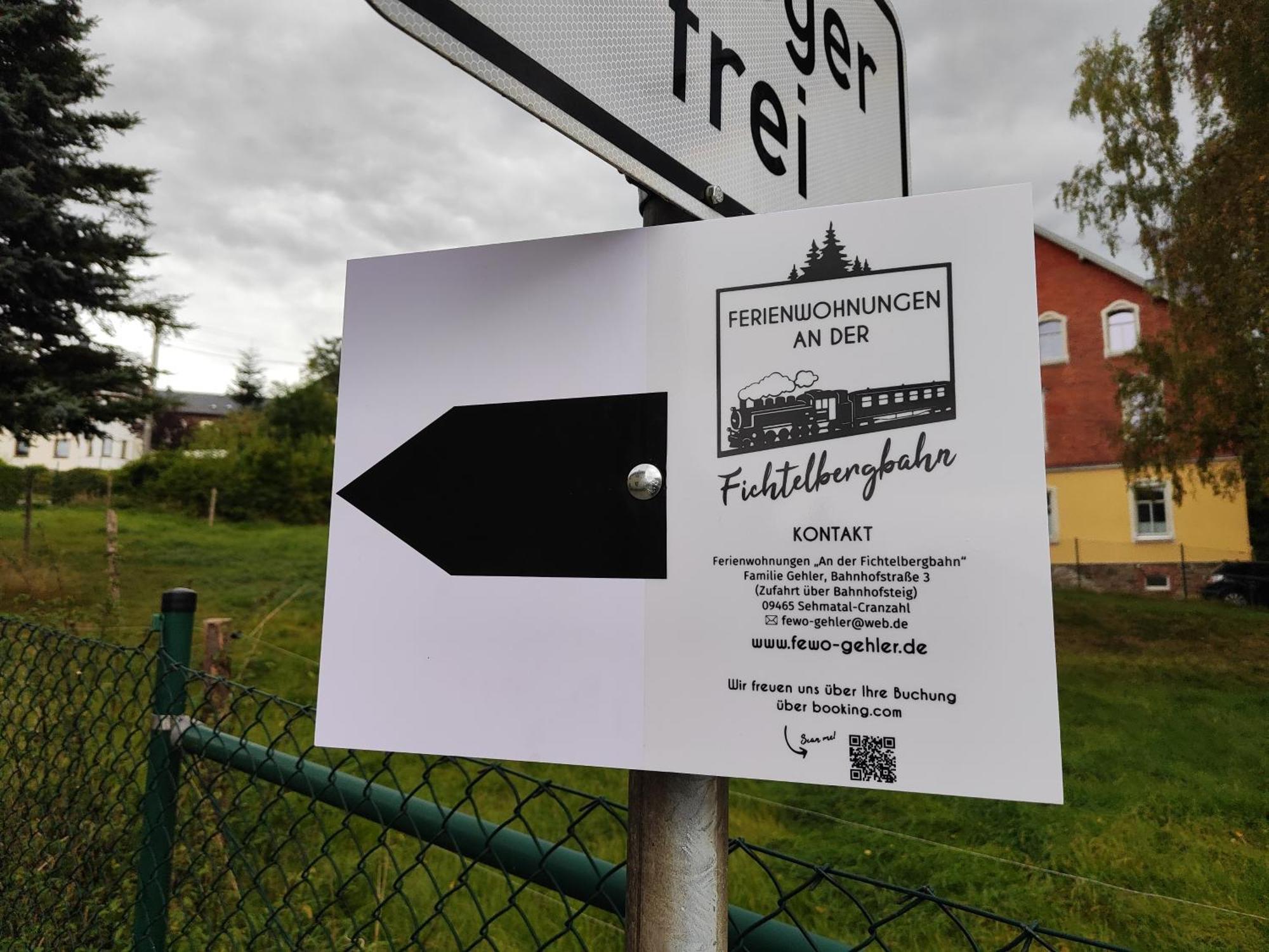 Ferienwohnungen An Der Fichtelbergbahn Cranzahl Exterior foto
